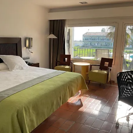 De Golf Hotel 4*