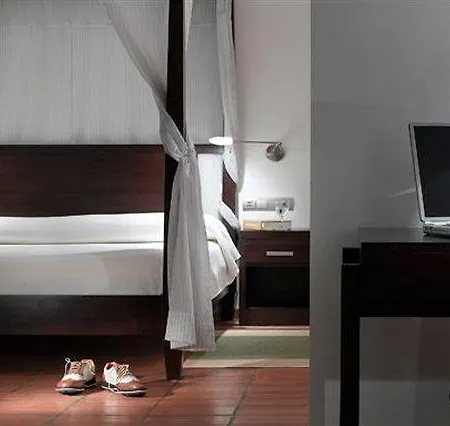 De Golf Hotel 4*
