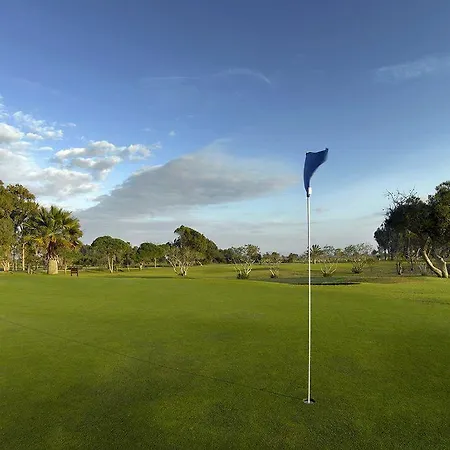 מלון De Golf מאלגה